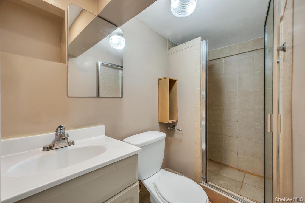 9216 Woodhaven Boulevard Property Photo 11