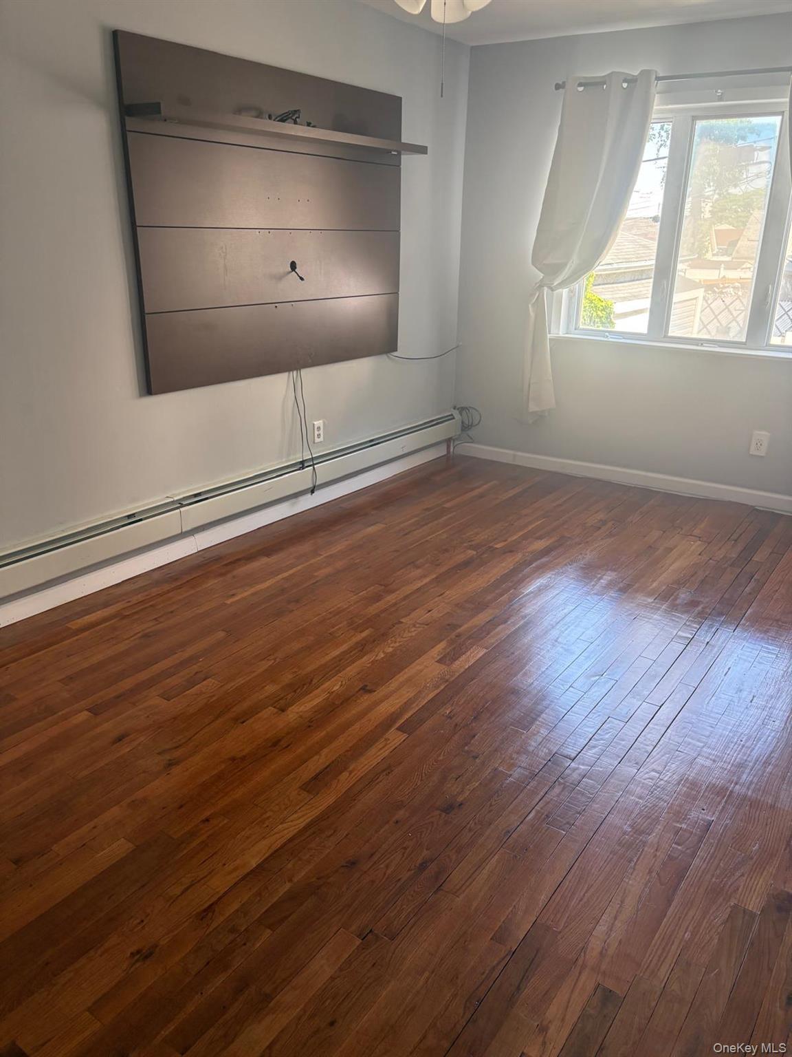 11513 Linden Boulevard Property Photo 5