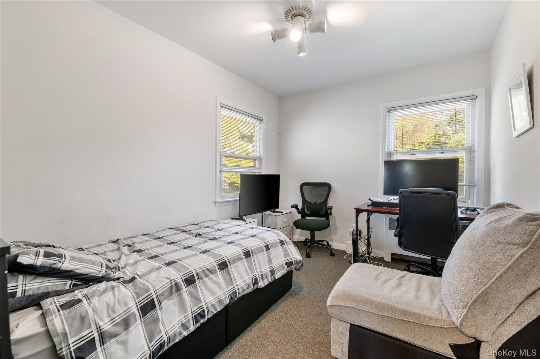 842 Fiske Street Property Photo 18