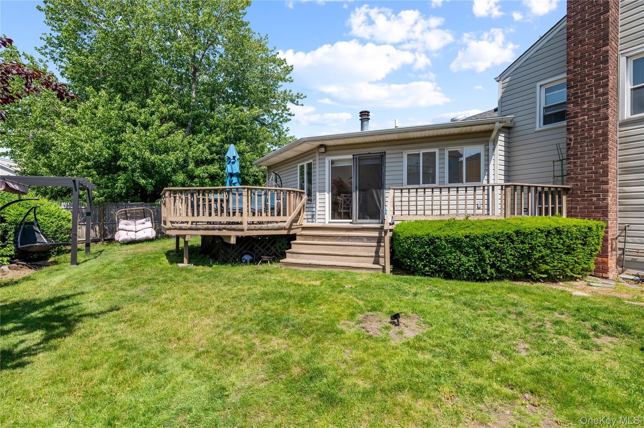 842 Fiske Street Property Photo 24