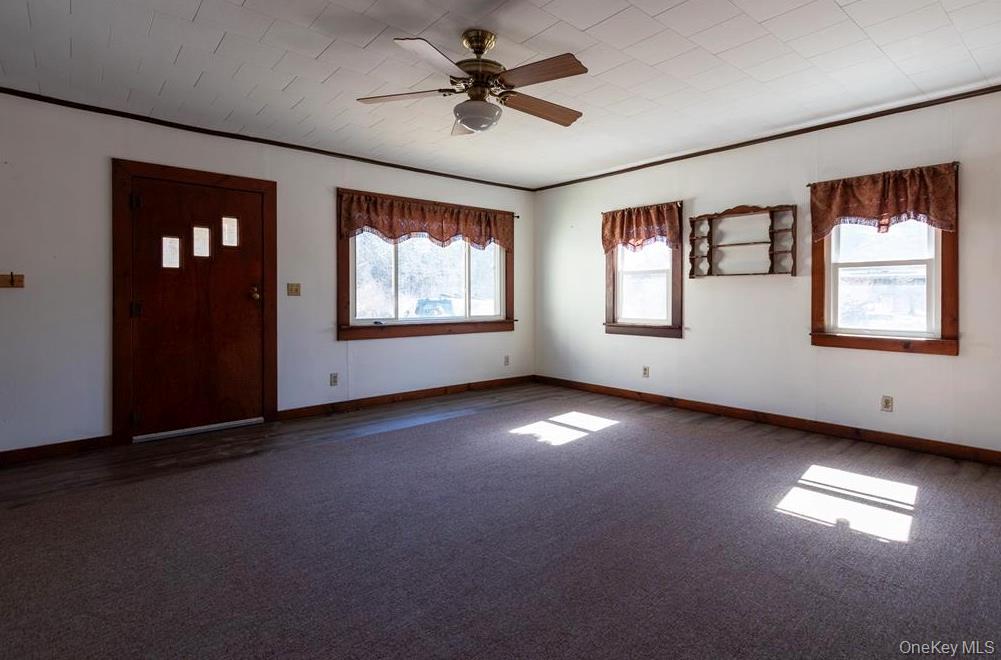 2925 Old Kings Road Property Photo 6