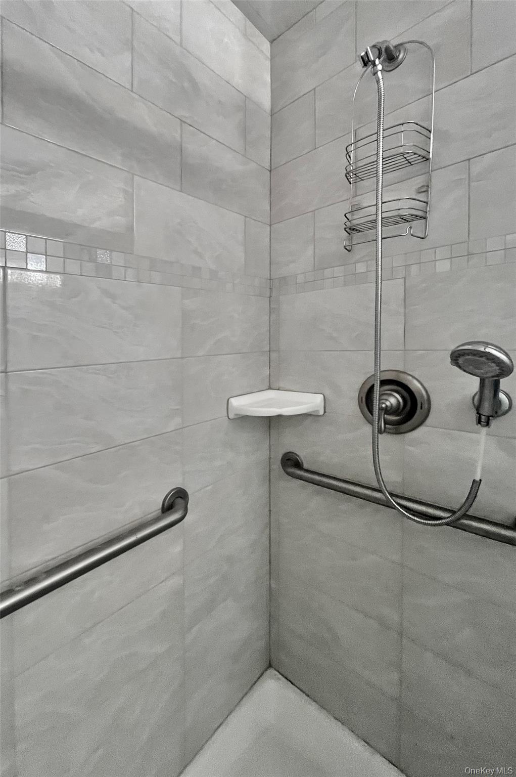 57 Yorkshire Terrace Property Photo 34
