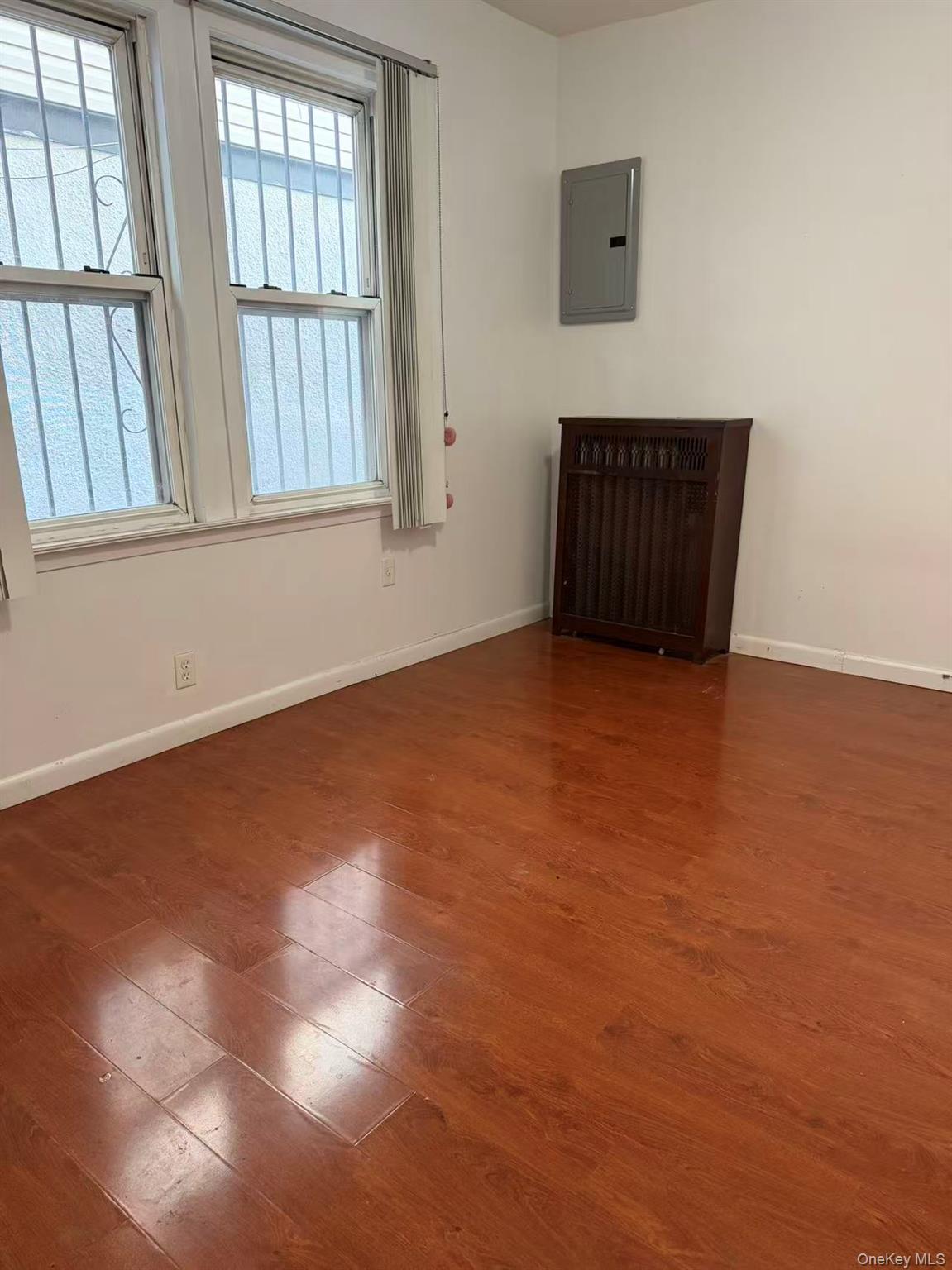 6127 157th Street Property Photo 2
