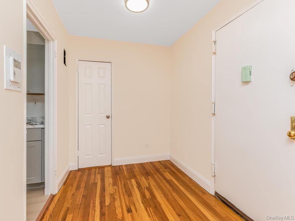 6485 Broadway 5b Property Photo 4