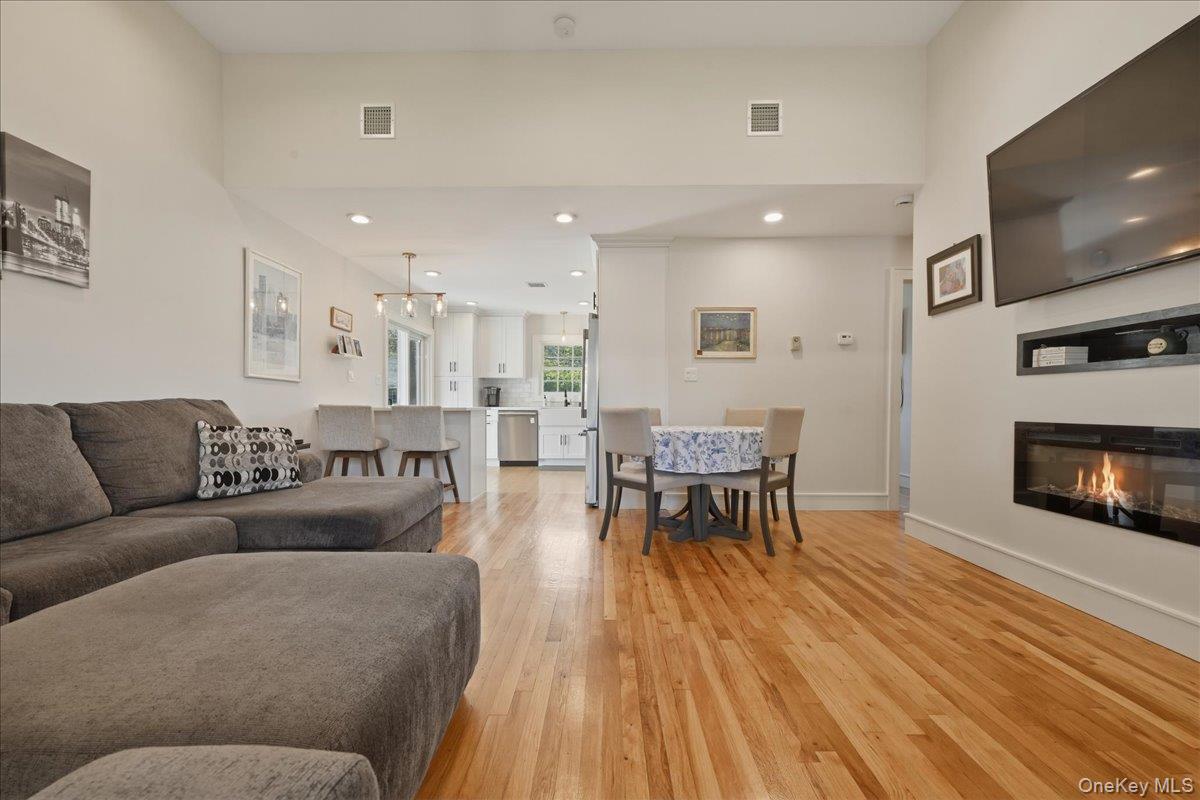 1829 Hannington Avenue Property Photo 7