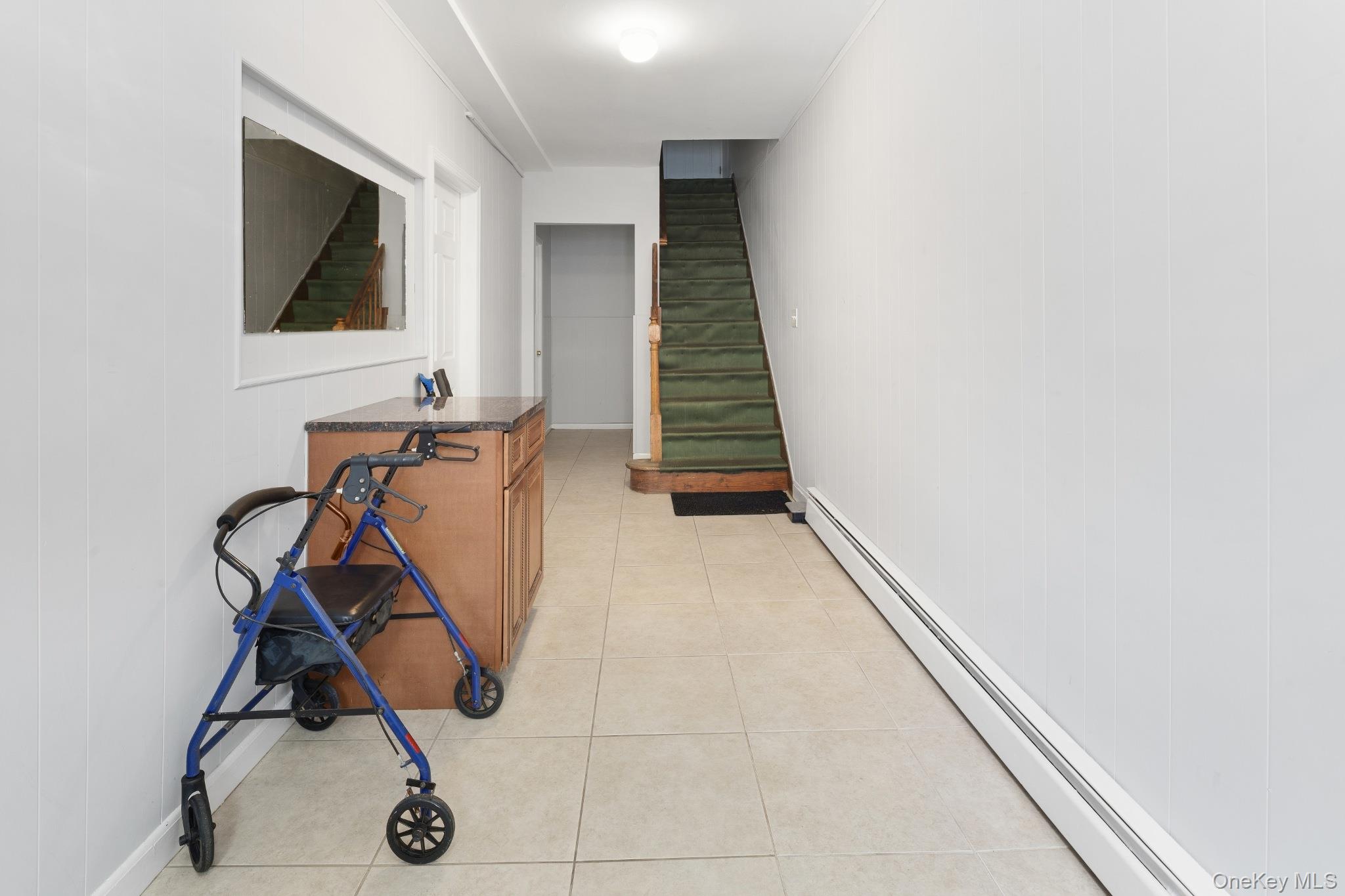 2562 Seymour Avenue Property Photo 17