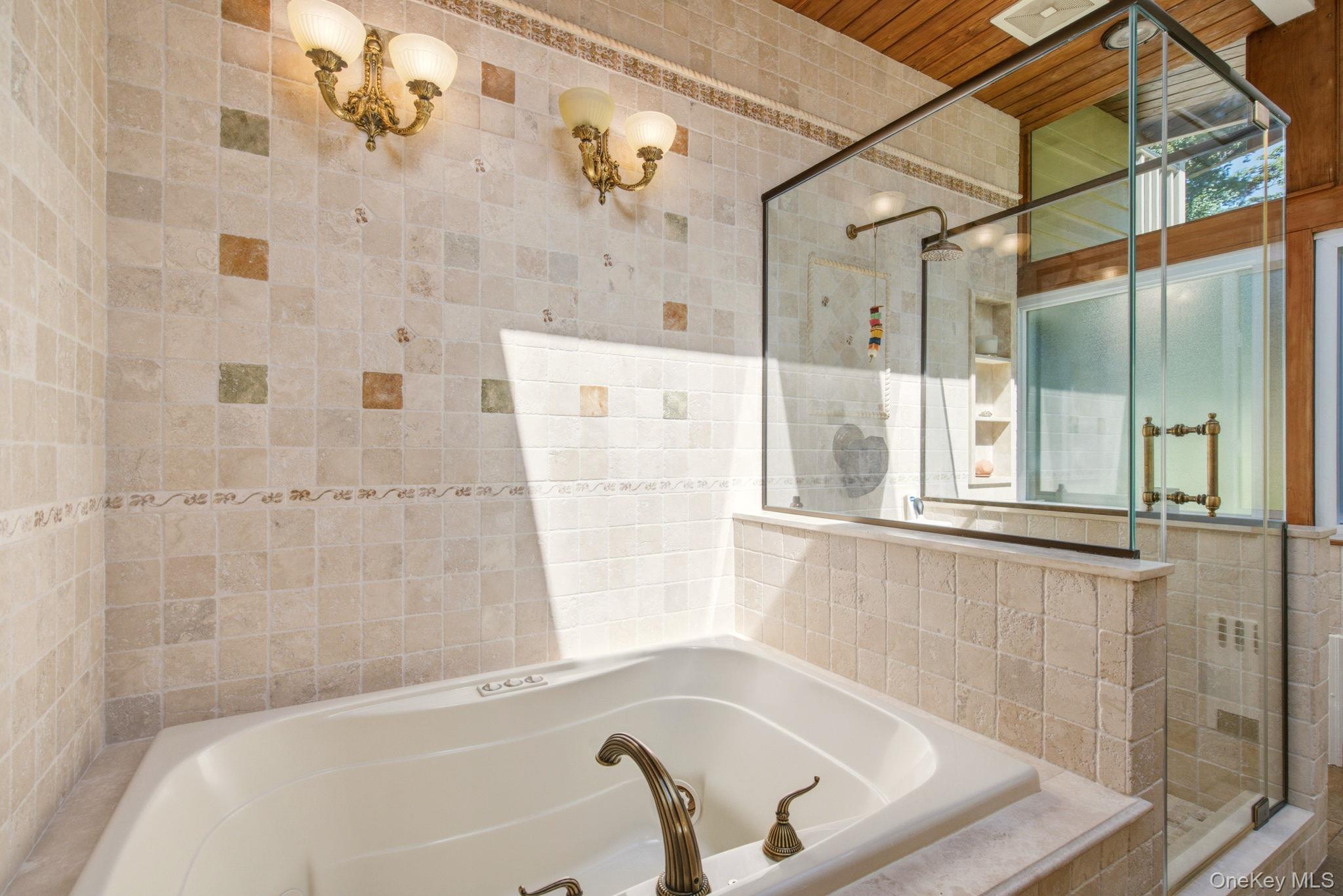 2 Fiddlers Green Drive Property Photo 21