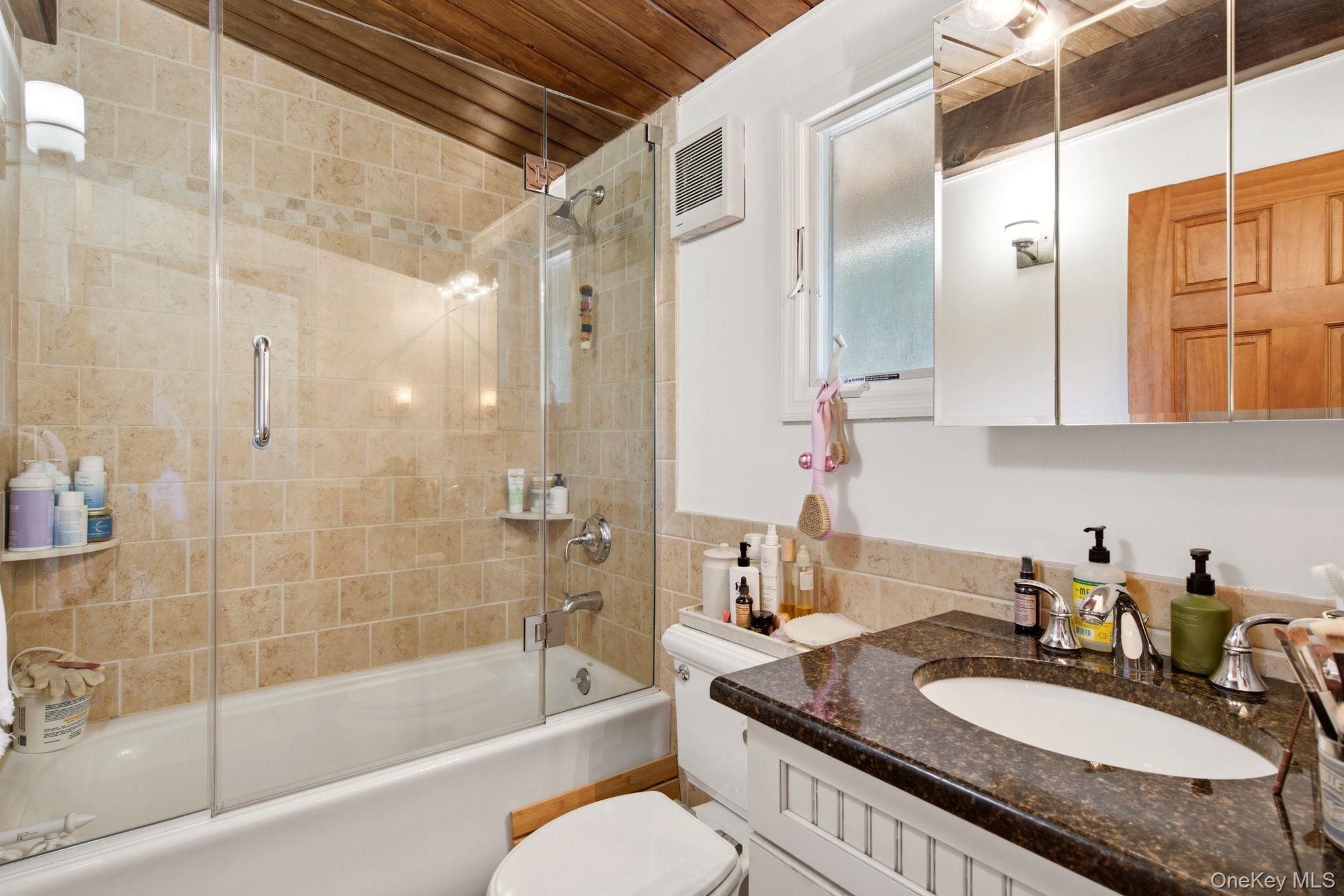 2 Fiddlers Green Drive Property Photo 28