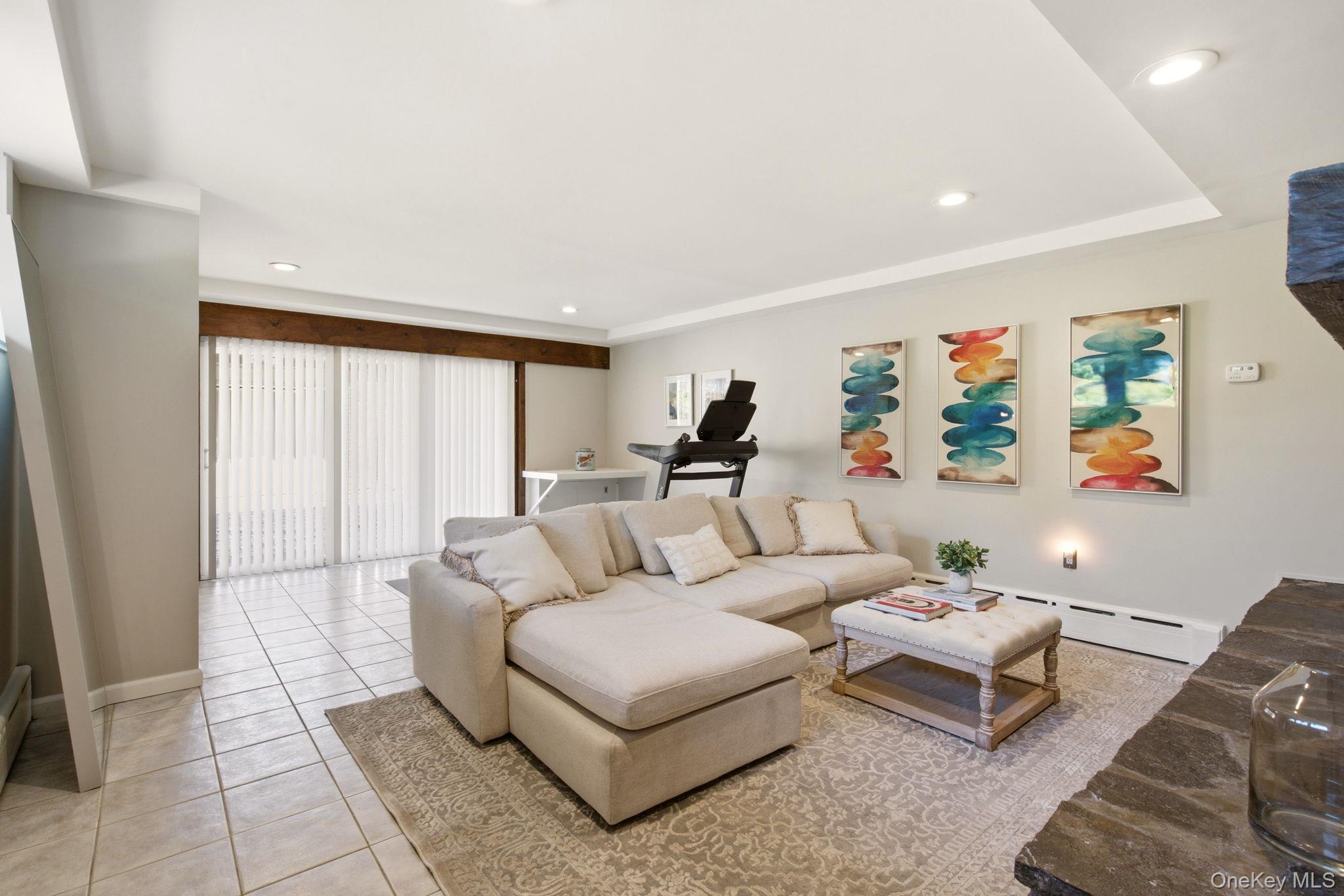 2 Fiddlers Green Drive Property Photo 33