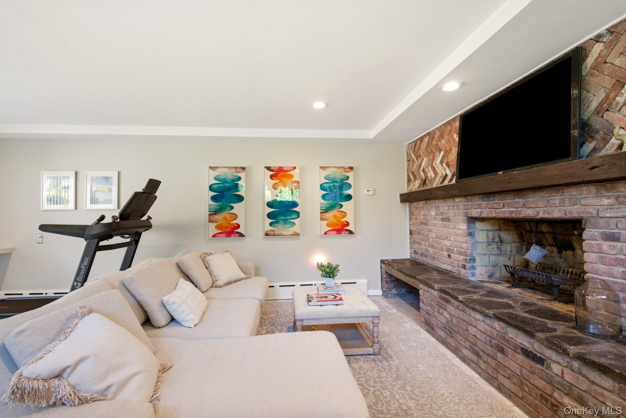 2 Fiddlers Green Drive Property Photo 34