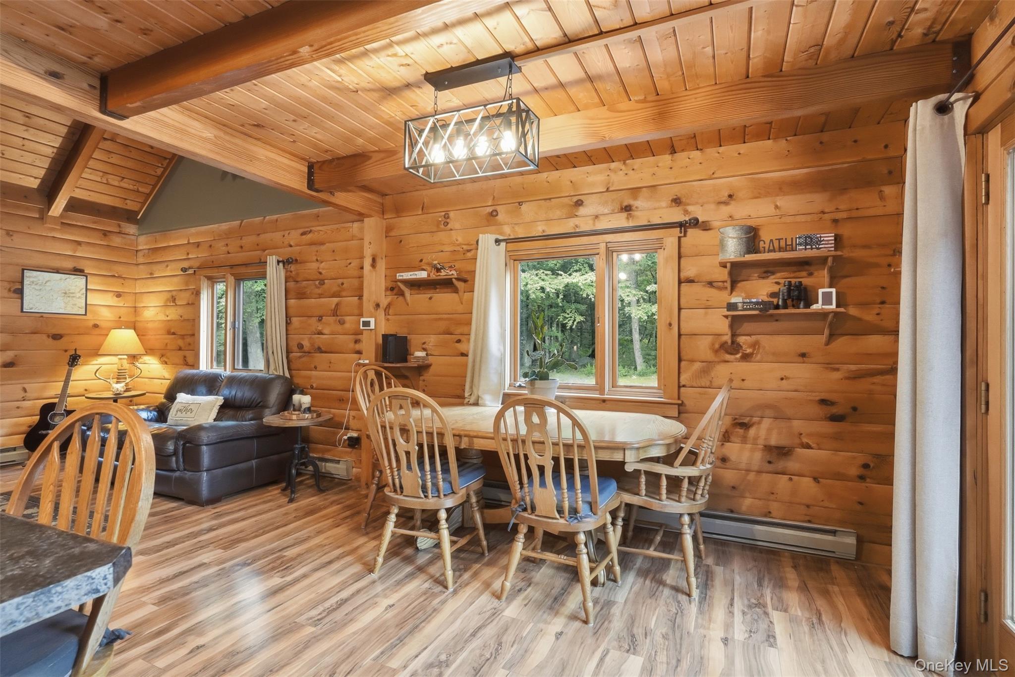 691 Peenpack Trail Property Photo 14