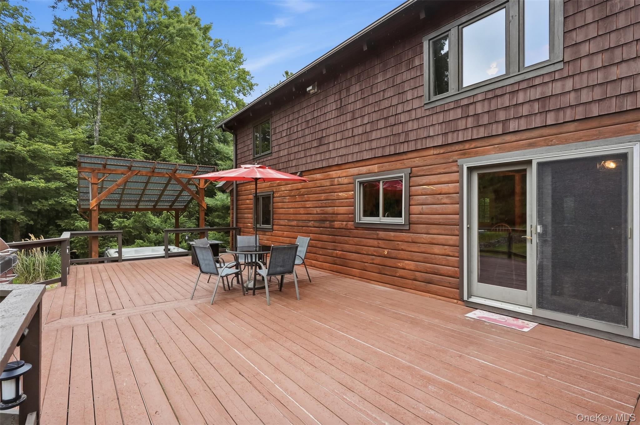 691 Peenpack Trail Property Photo 40