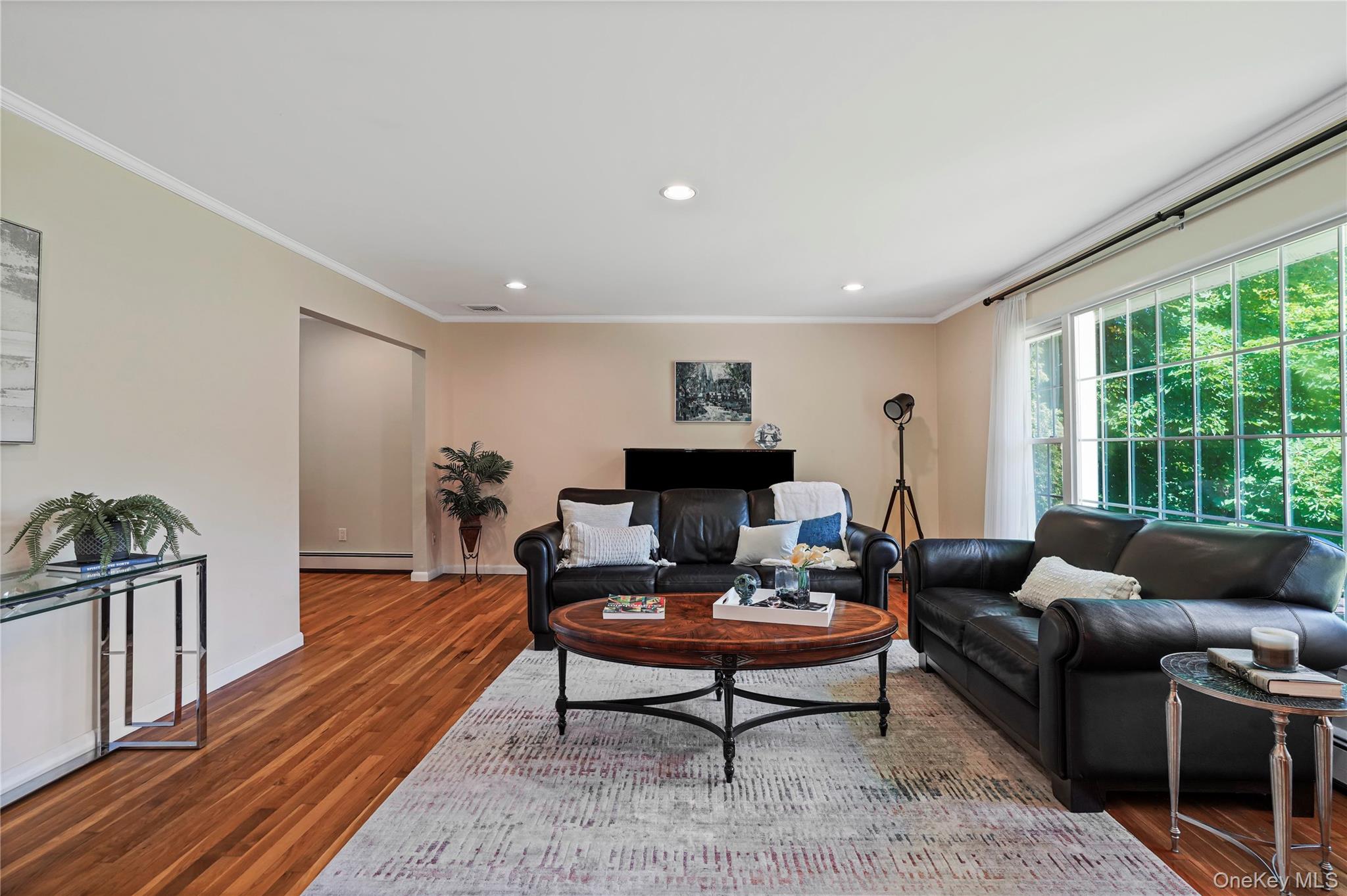 2 Rochambeau Drive Property Photo 5
