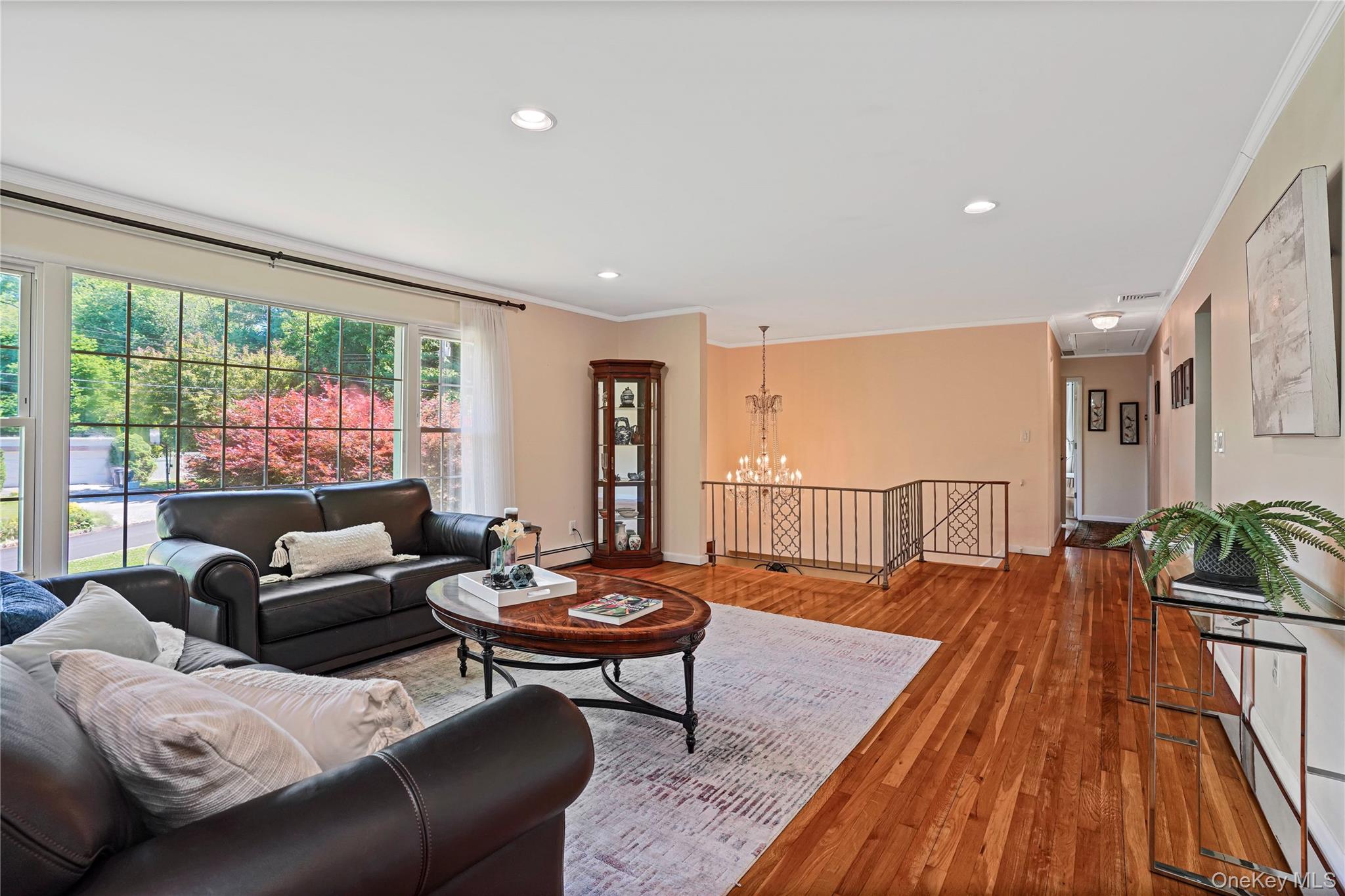 2 Rochambeau Drive Property Photo 7