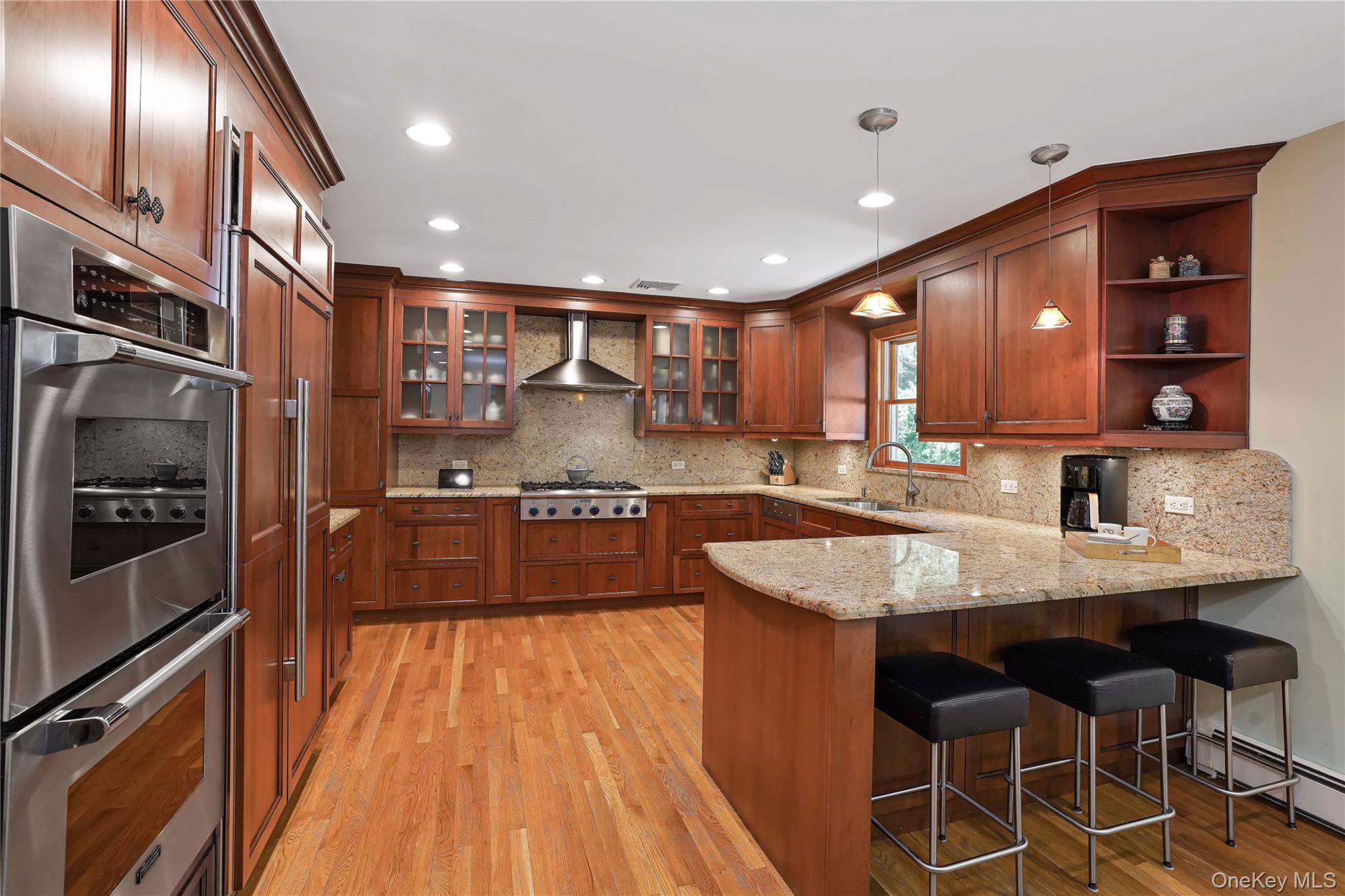 2 Rochambeau Drive Property Photo 13
