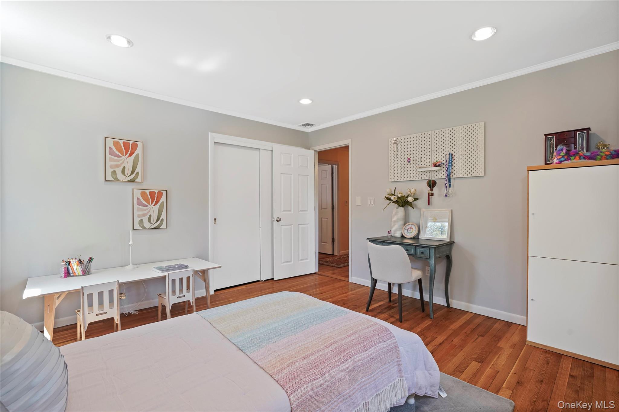 2 Rochambeau Drive Property Photo 23
