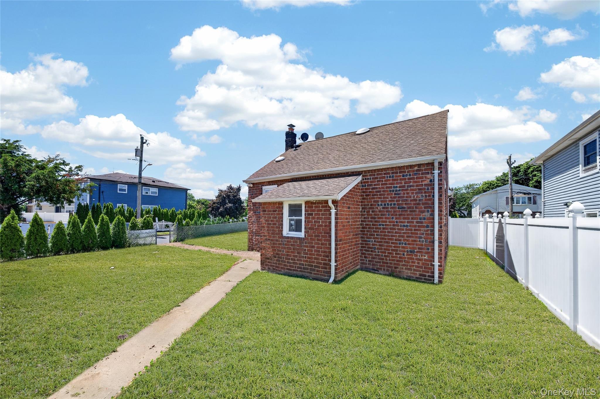 86 Remsen Avenue Property Photo 27