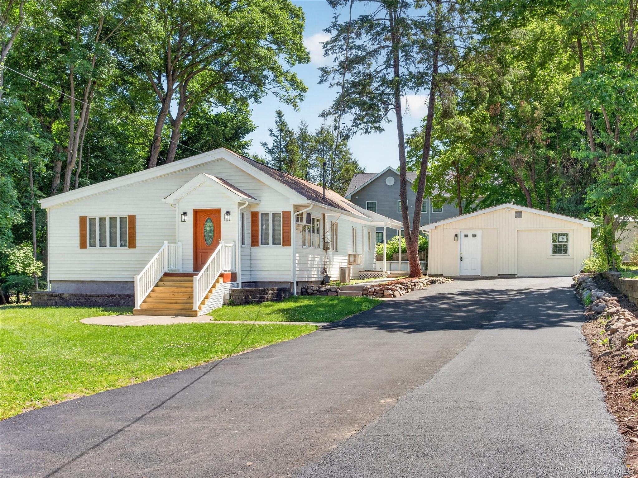14 Forest Glen Road Property Photo 1