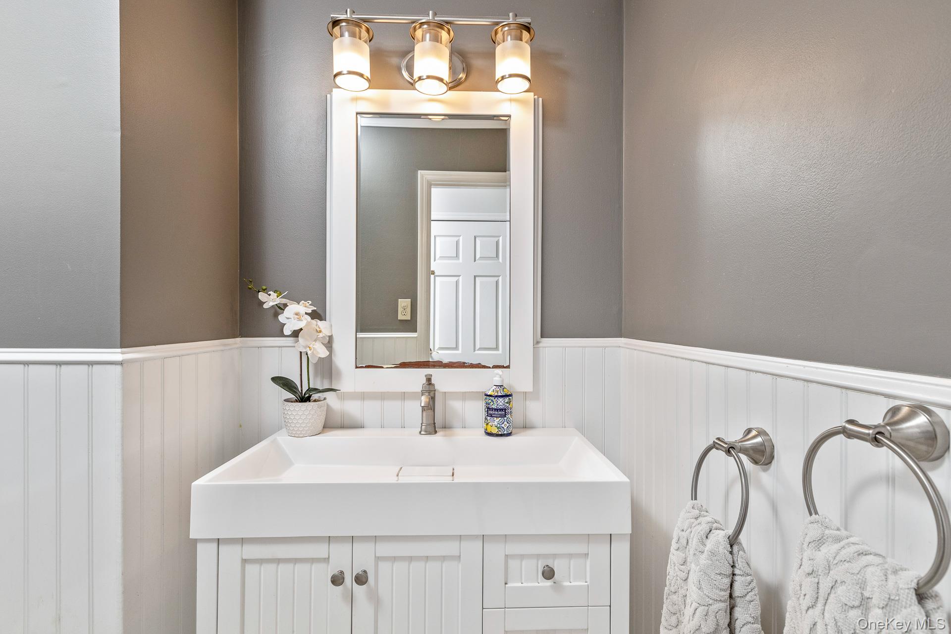 27 Winslow Lane Property Photo 12