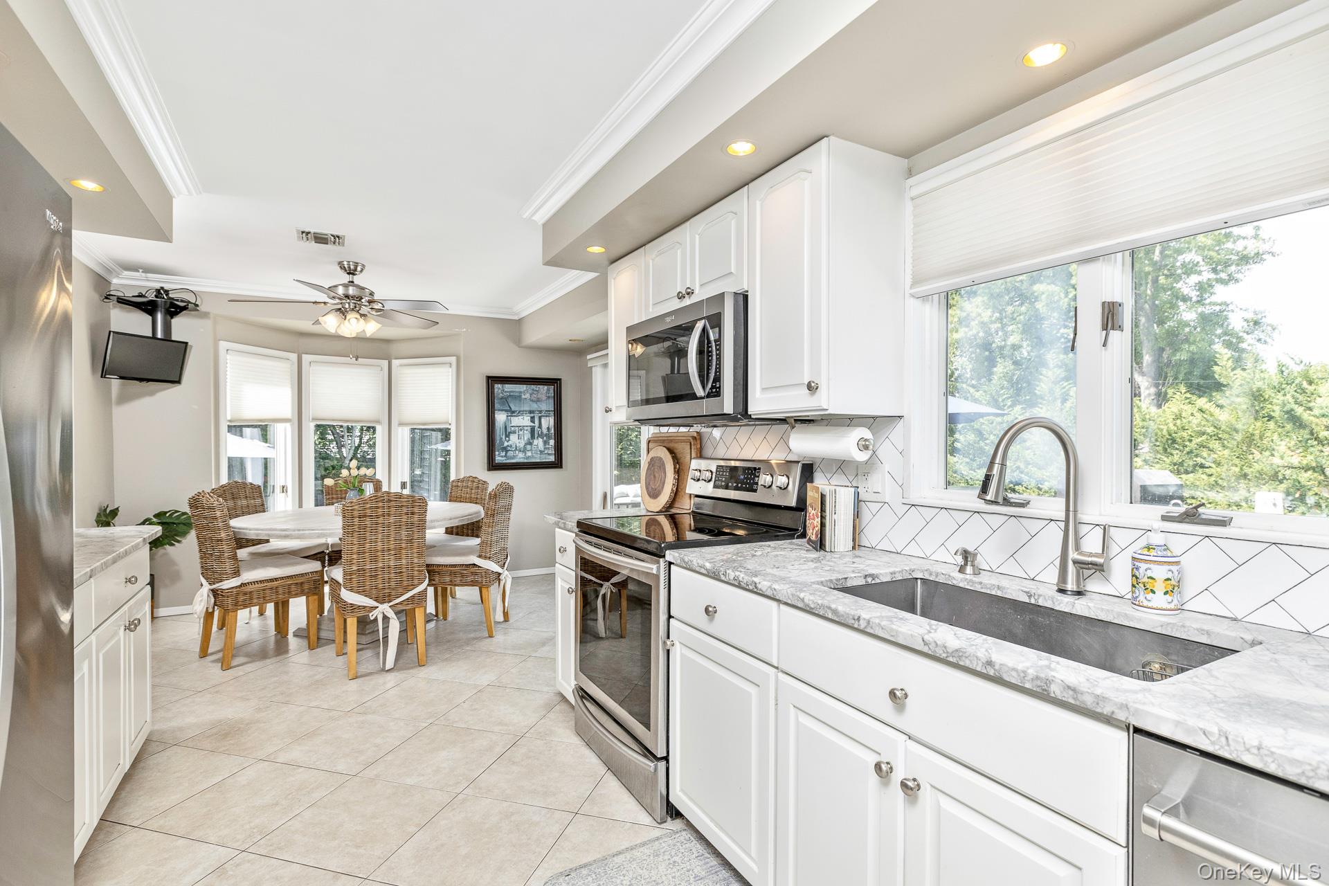 27 Winslow Lane Property Photo 14