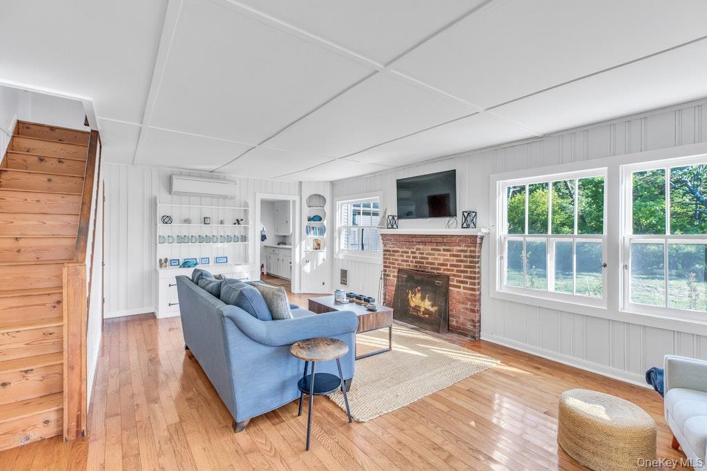 3651 Soundview Avenue Property Photo 13