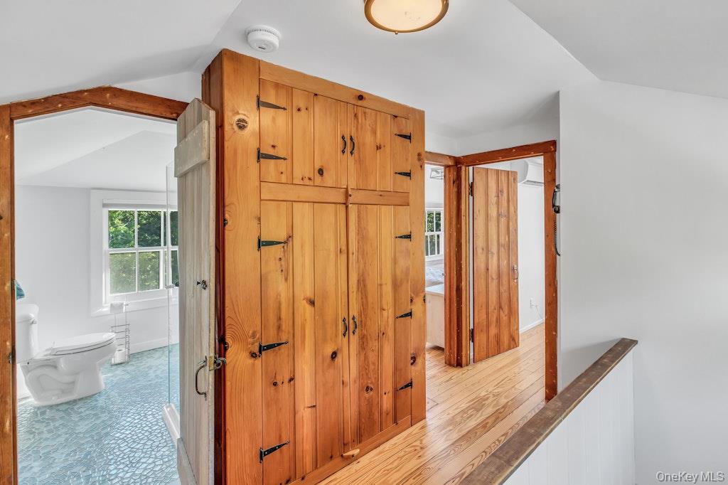 3651 Soundview Avenue Property Photo 23