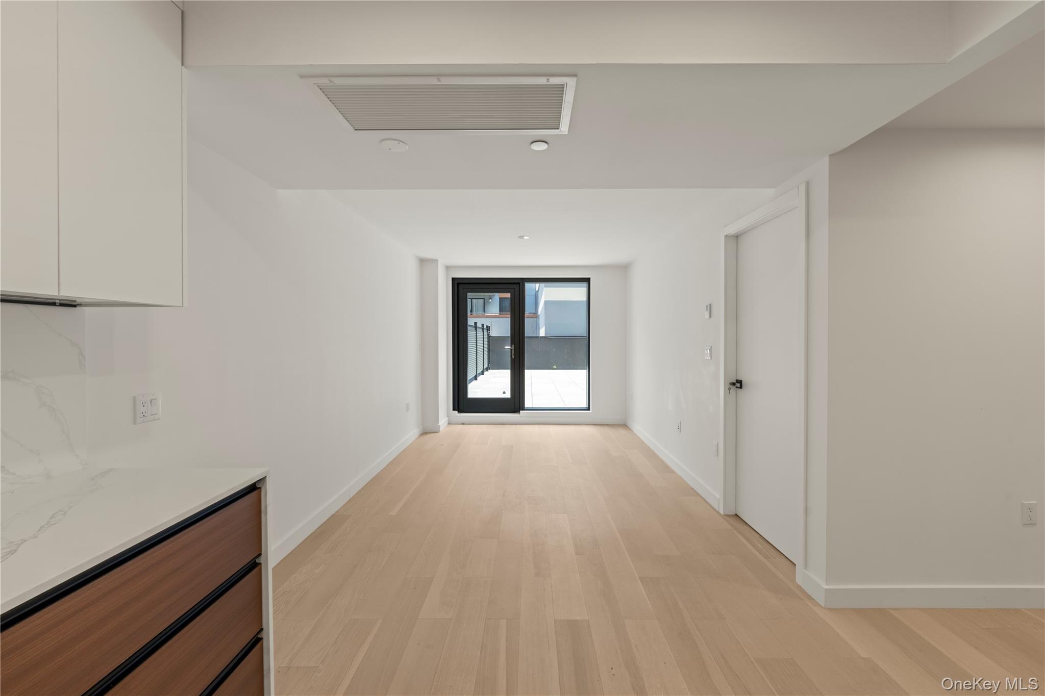 144-49 Northern Boulevard 225 Property Photo 10