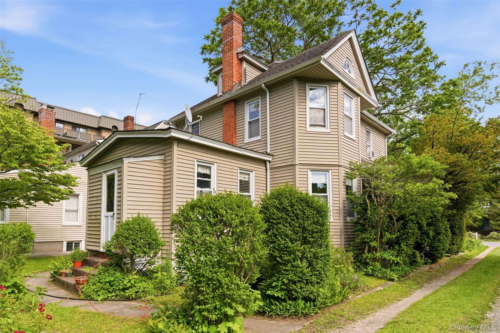 149 Maple Avenue Property Photo 3