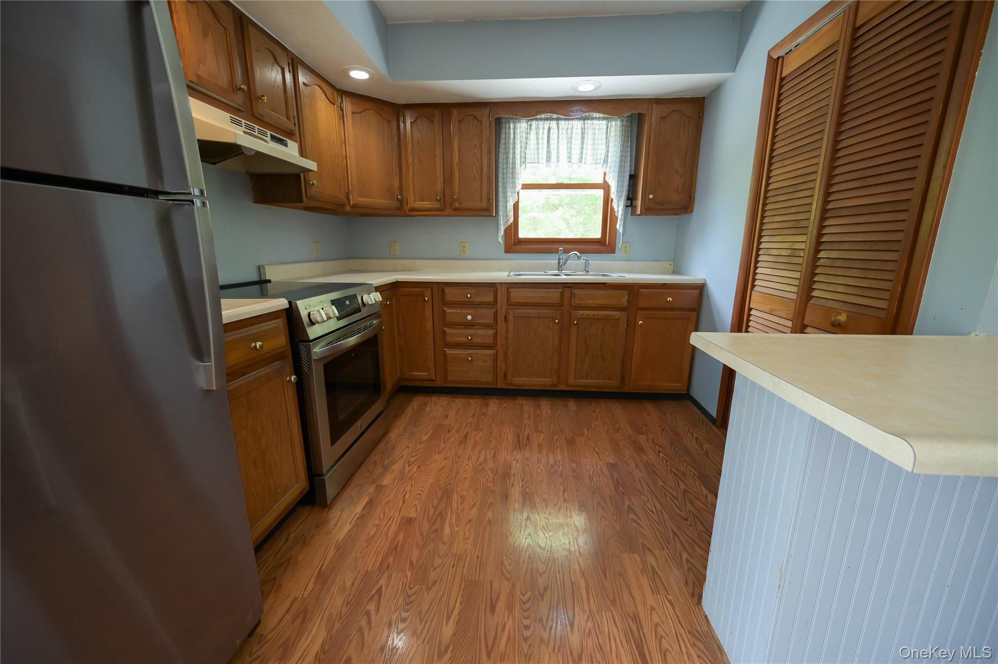 7094 Cheese Factory Road Property Photo 14