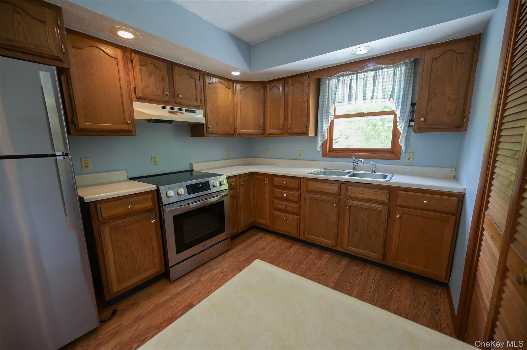 7094 Cheese Factory Road Property Photo 15