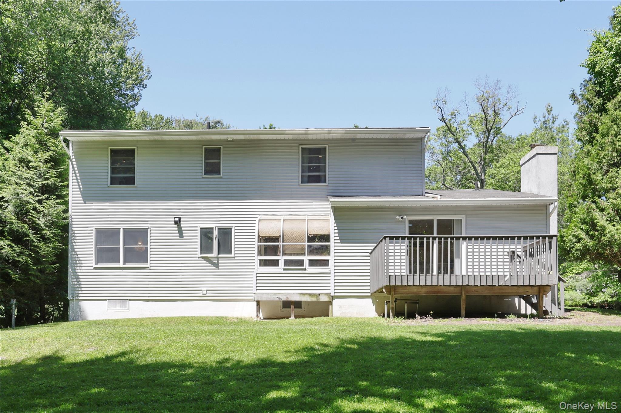 561 New Hempstead Road Property Photo 21
