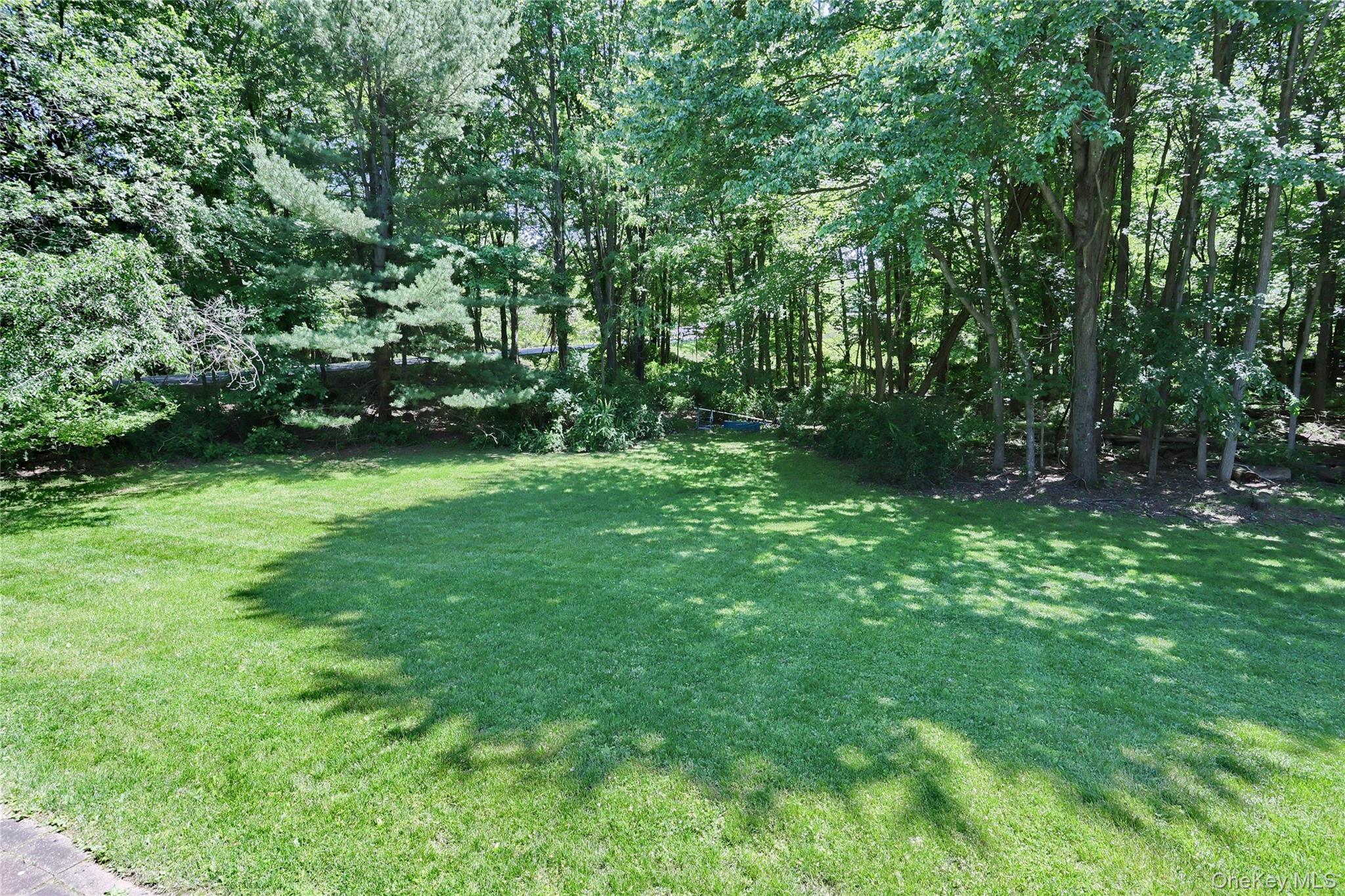 561 New Hempstead Road Property Photo 24