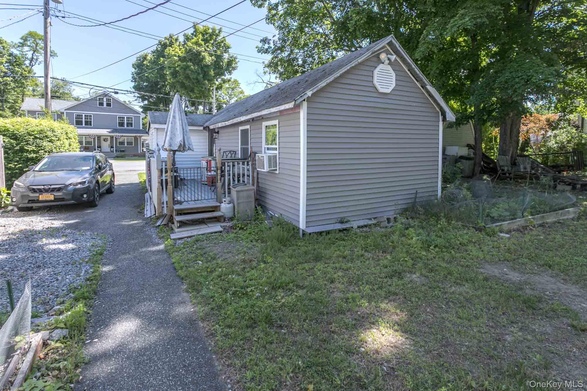 43 Oak Street Property Photo 13