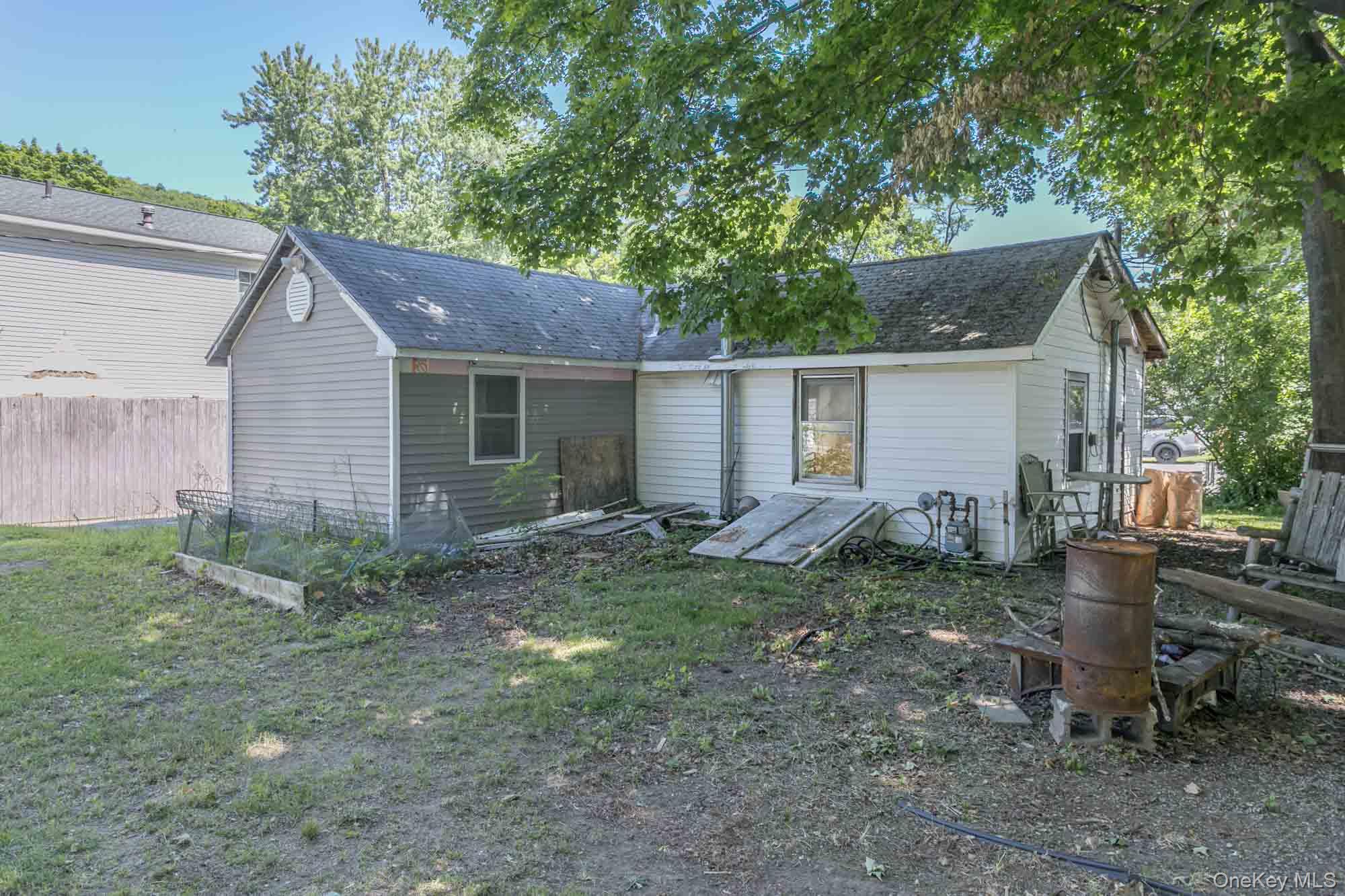 43 Oak Street Property Photo 14