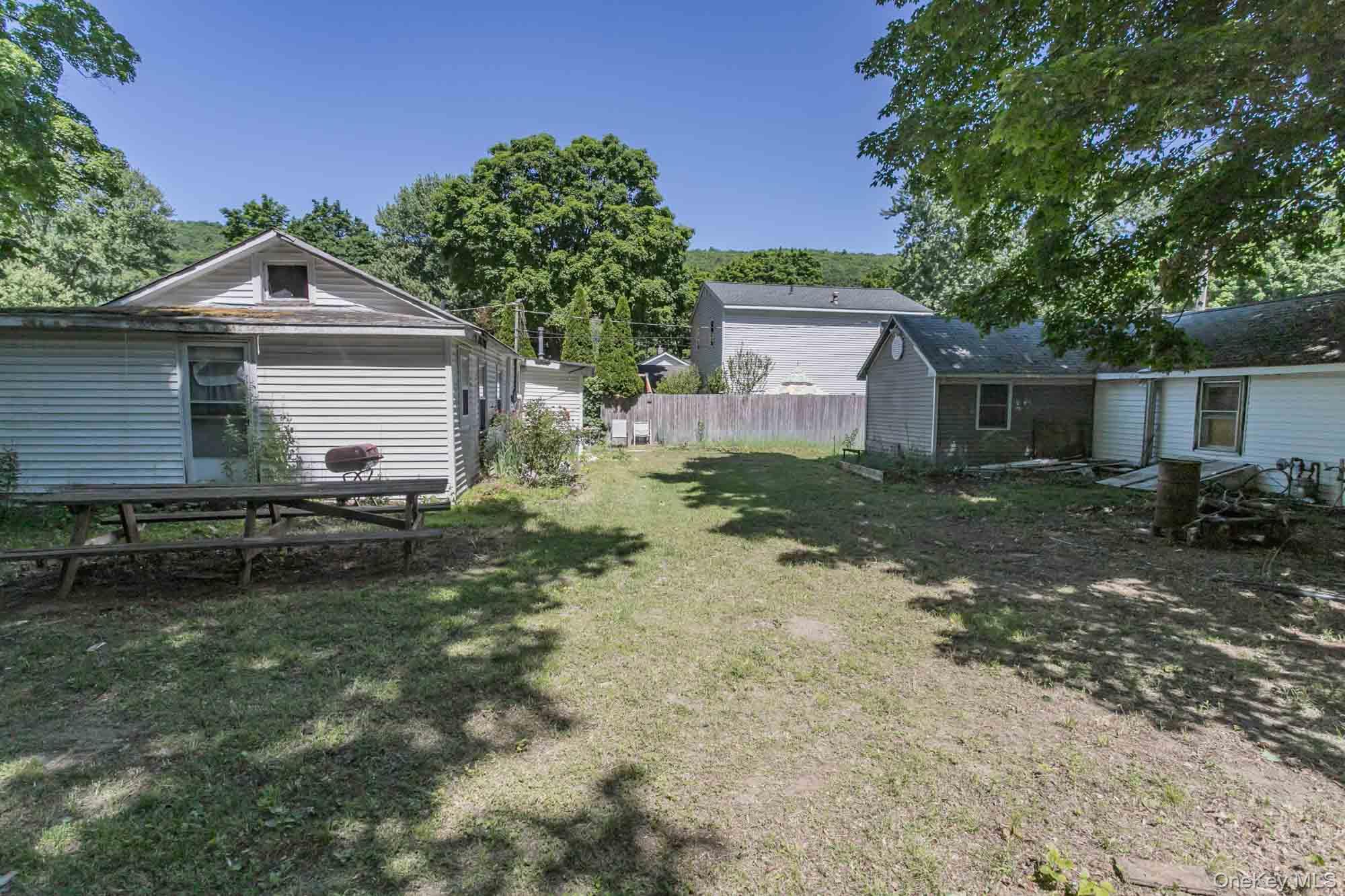 43 Oak Street Property Photo 16