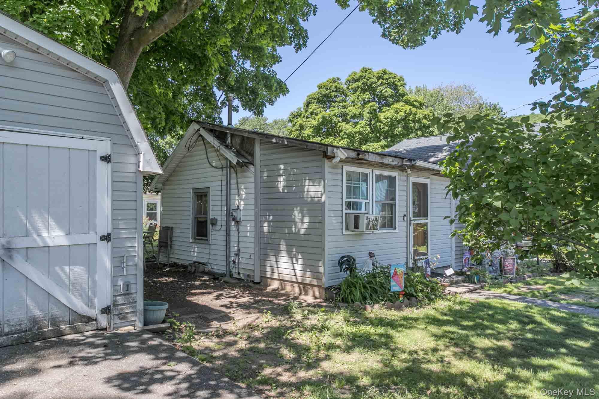43 Oak Street Property Photo 18
