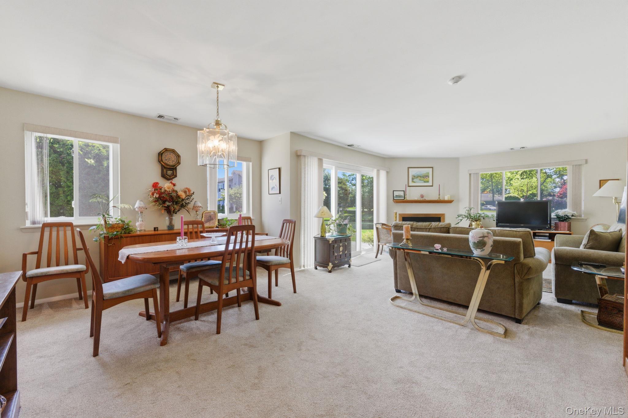 376 Quarry Pond Court Property Photo 7
