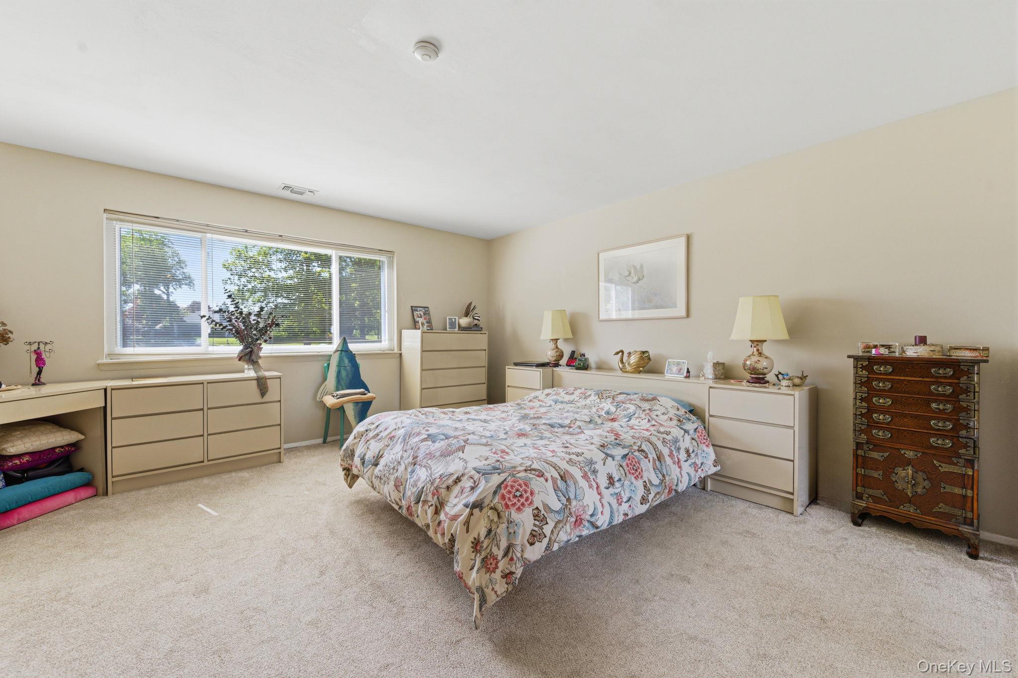 376 Quarry Pond Court Property Photo 10