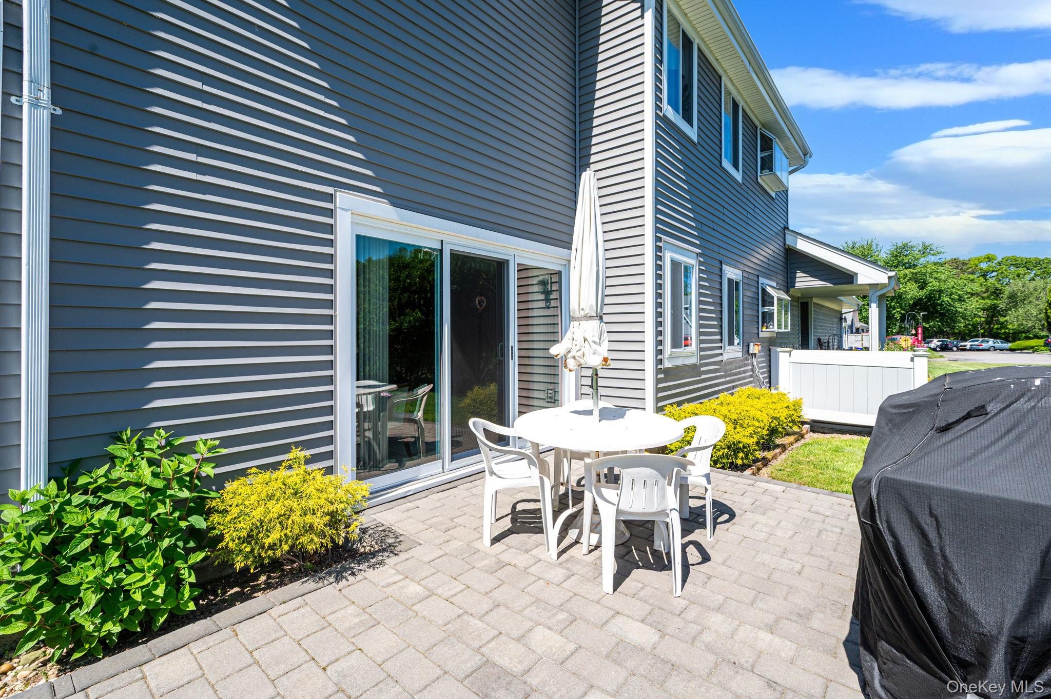 376 Quarry Pond Court Property Photo 17