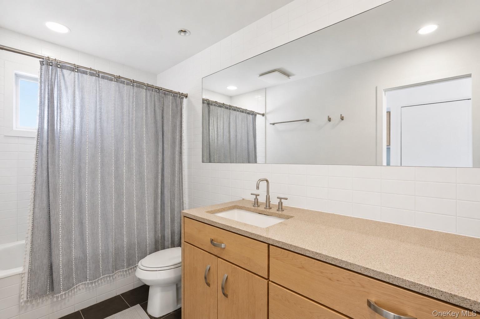 8 Old North Highway A Property Photo 12