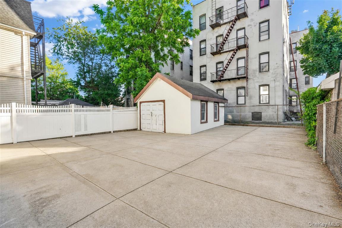 103-22 123rd Street Property Photo 34