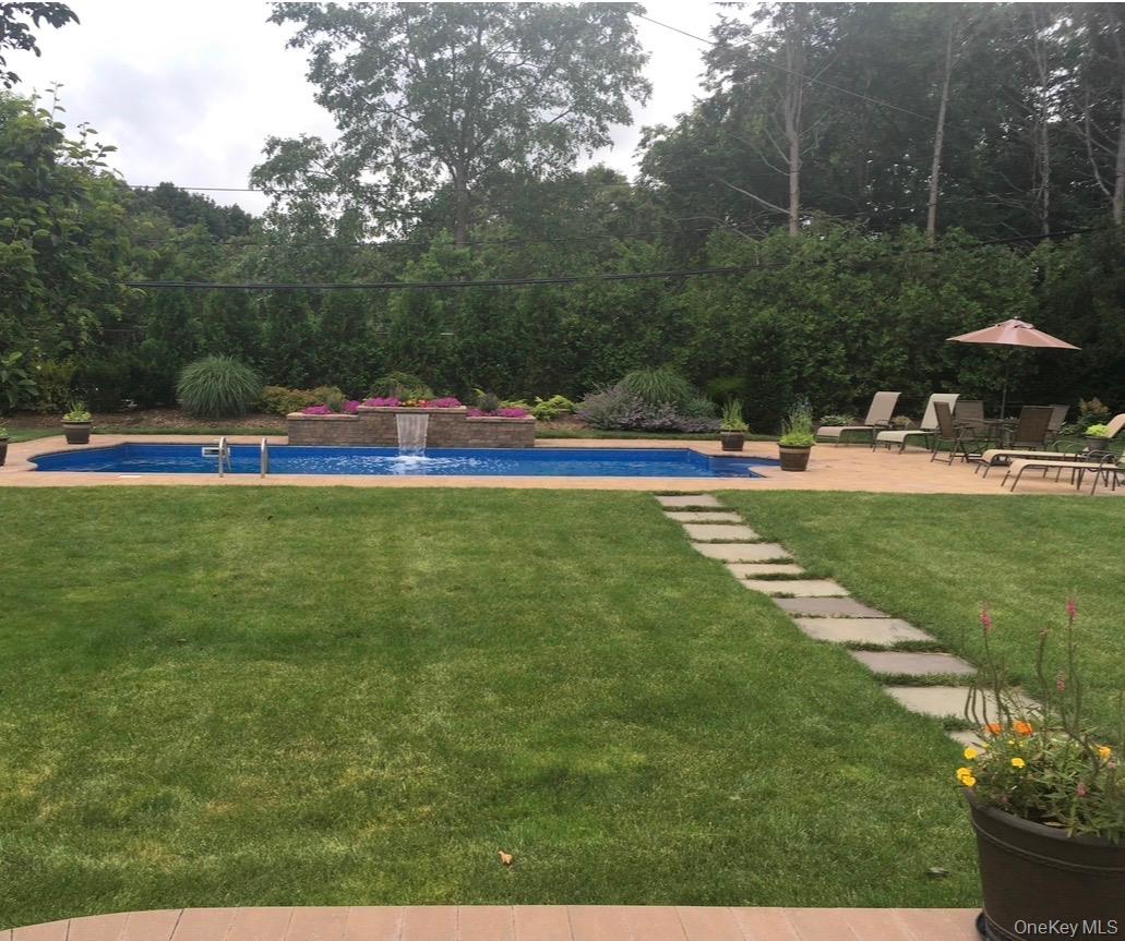 11 Darien Place Property Photo 3