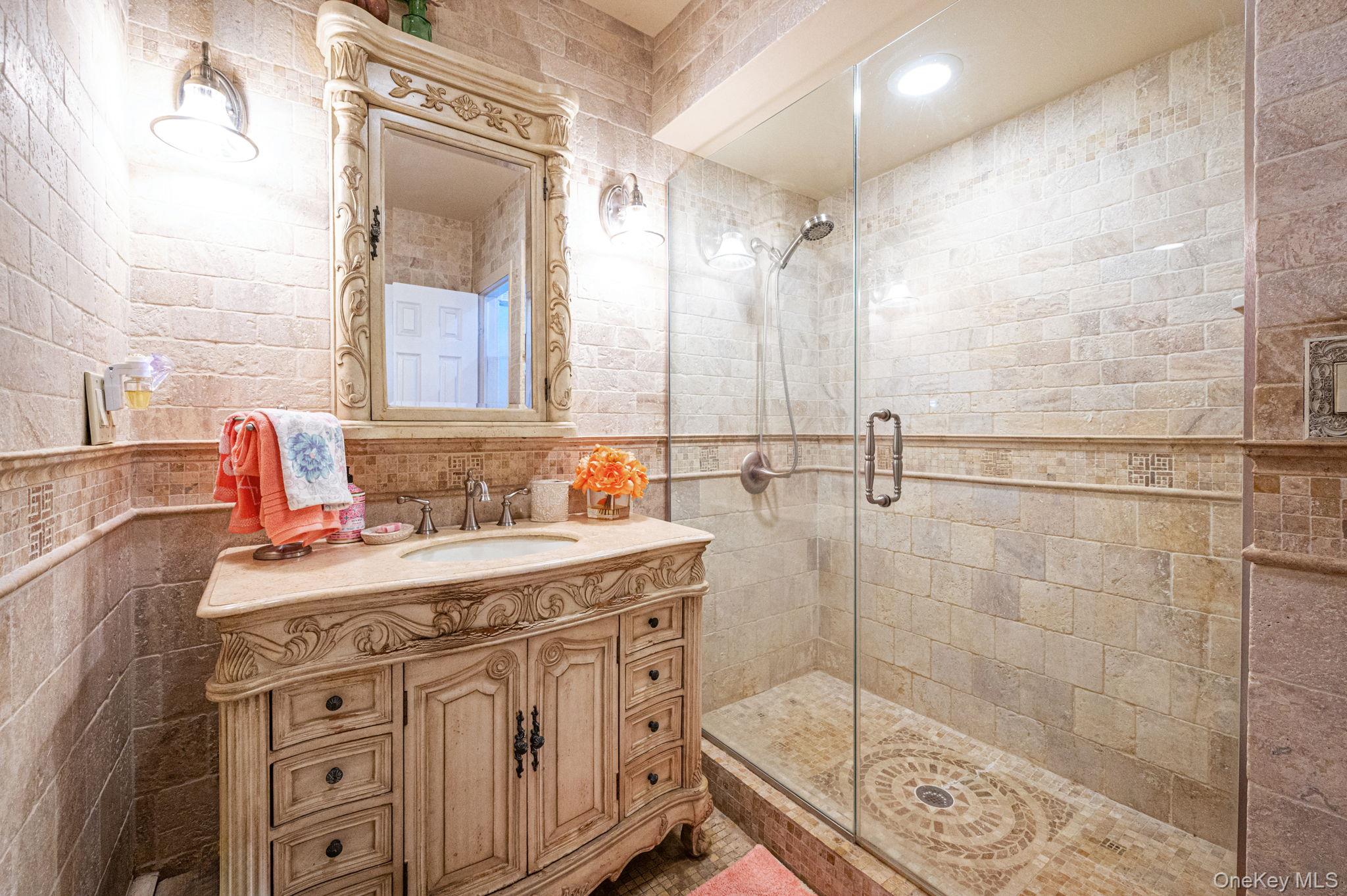 590 S 7th Street Property Photo 15