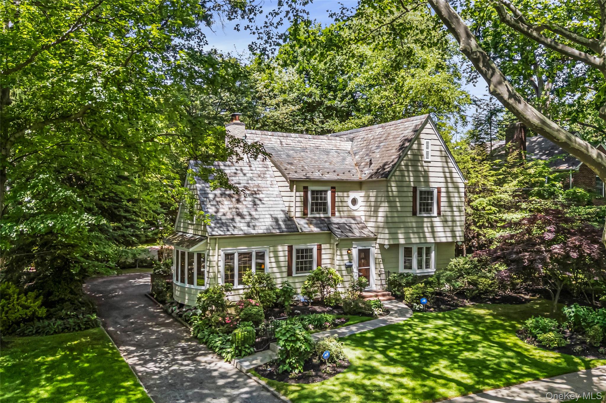 433 Park Avenue Property Photo 3