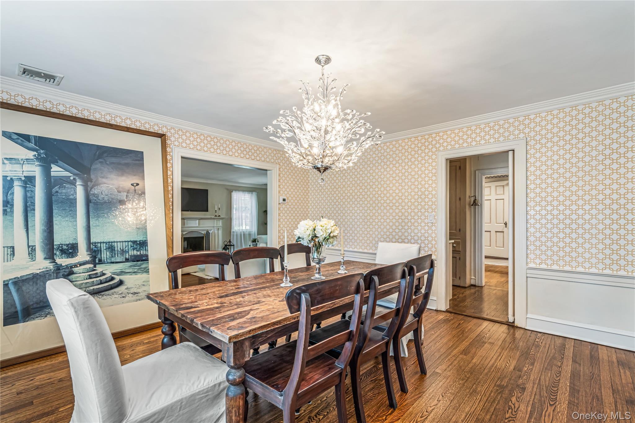433 Park Avenue Property Photo 8