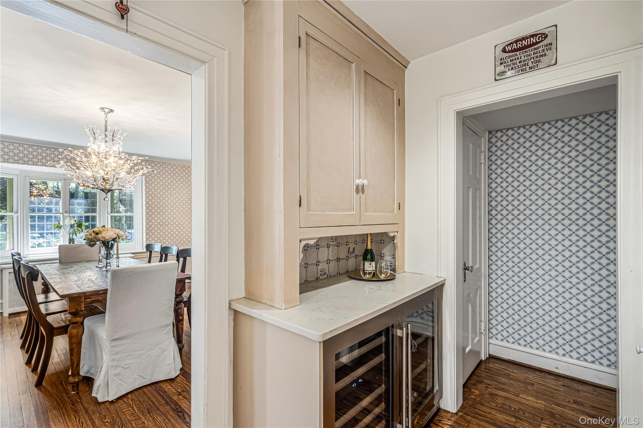 433 Park Avenue Property Photo 14
