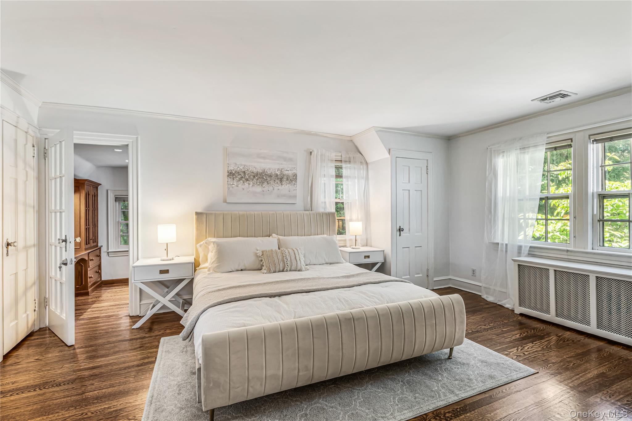 433 Park Avenue Property Photo 16