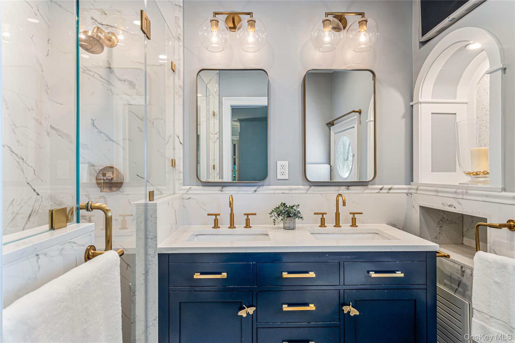 433 Park Avenue Property Photo 19