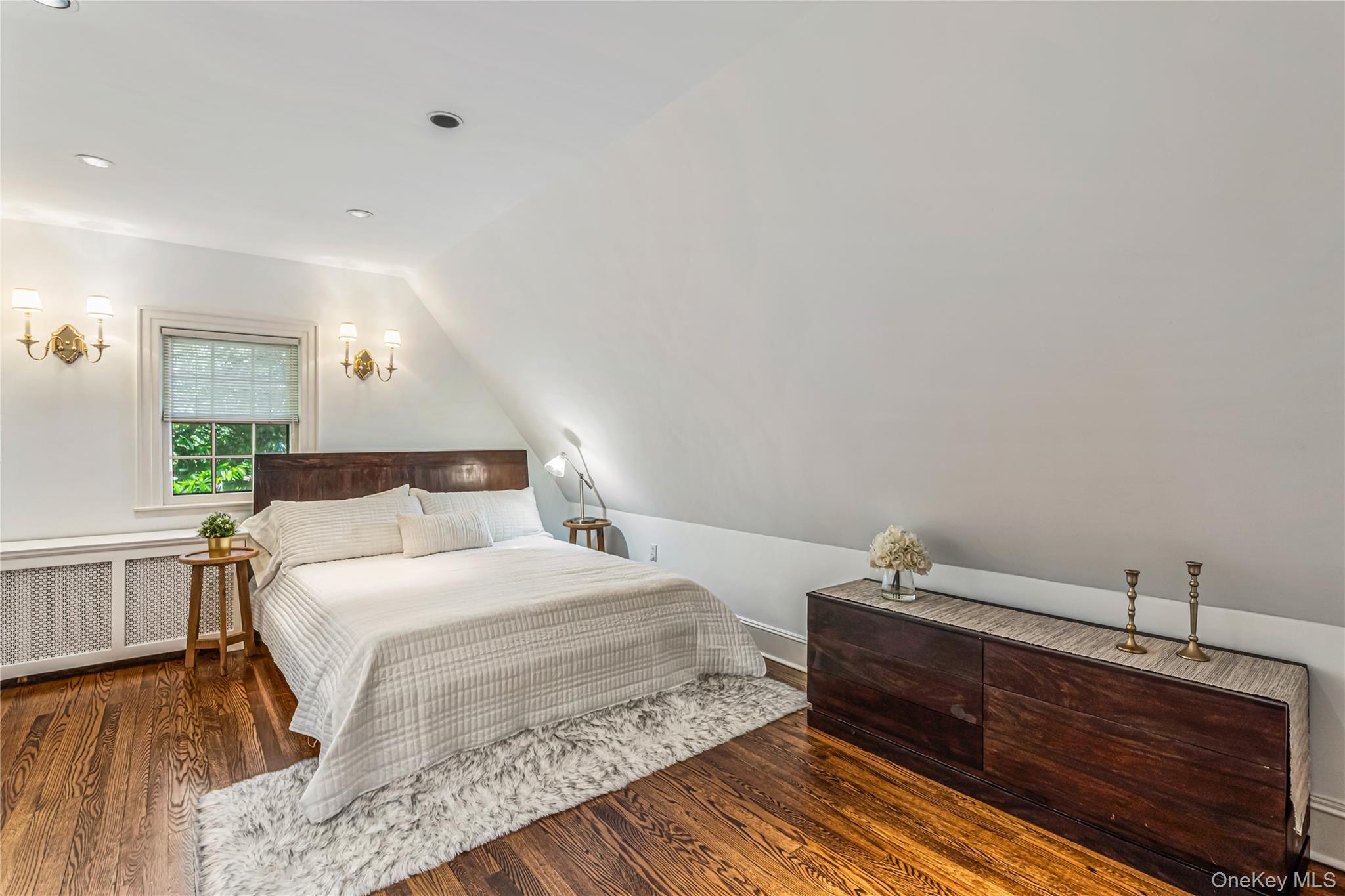 433 Park Avenue Property Photo 24