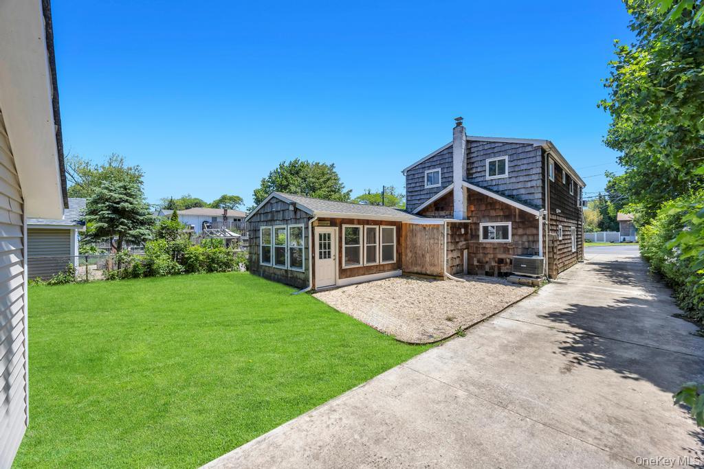 29 Pearsall Street Property Photo 6